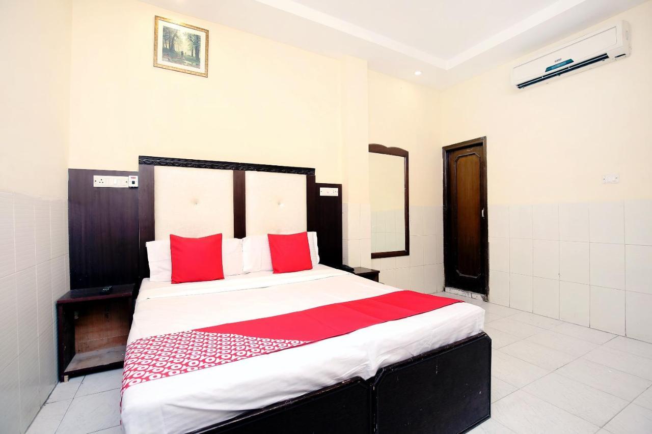 Oyo 2530 Surya Palace Chandīgarh Εξωτερικό φωτογραφία